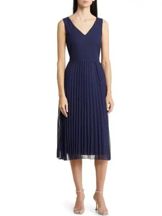 Sam Edelman Dresses & Skirts - Sam Edelman pleated skirt midi dress - navy size 0 Flowy wedding guest